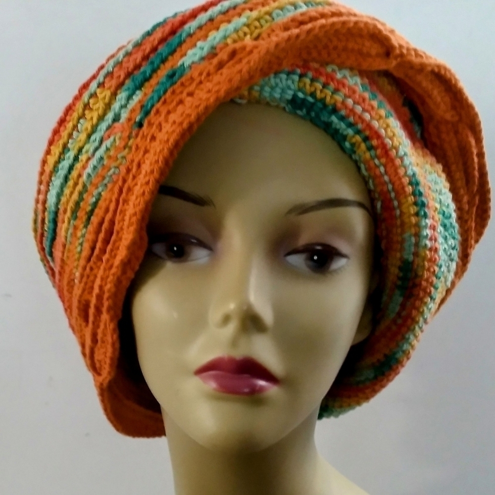 NWT Versatile Embossed Crochet Fedora With An Adjustable Drawstring. - Picture 12 of 12